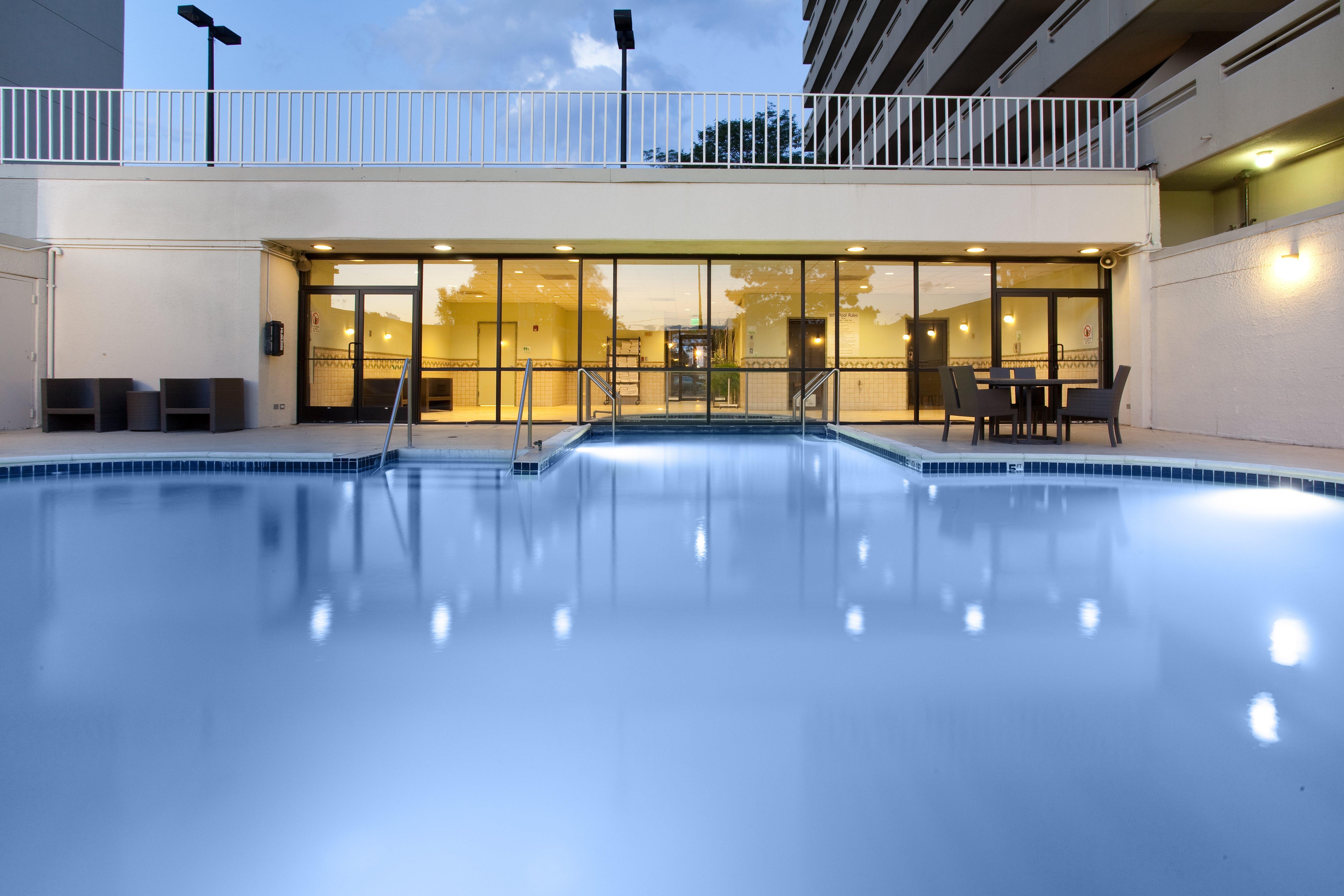 Holiday Inn Denver East By Ihg Eksteriør billede